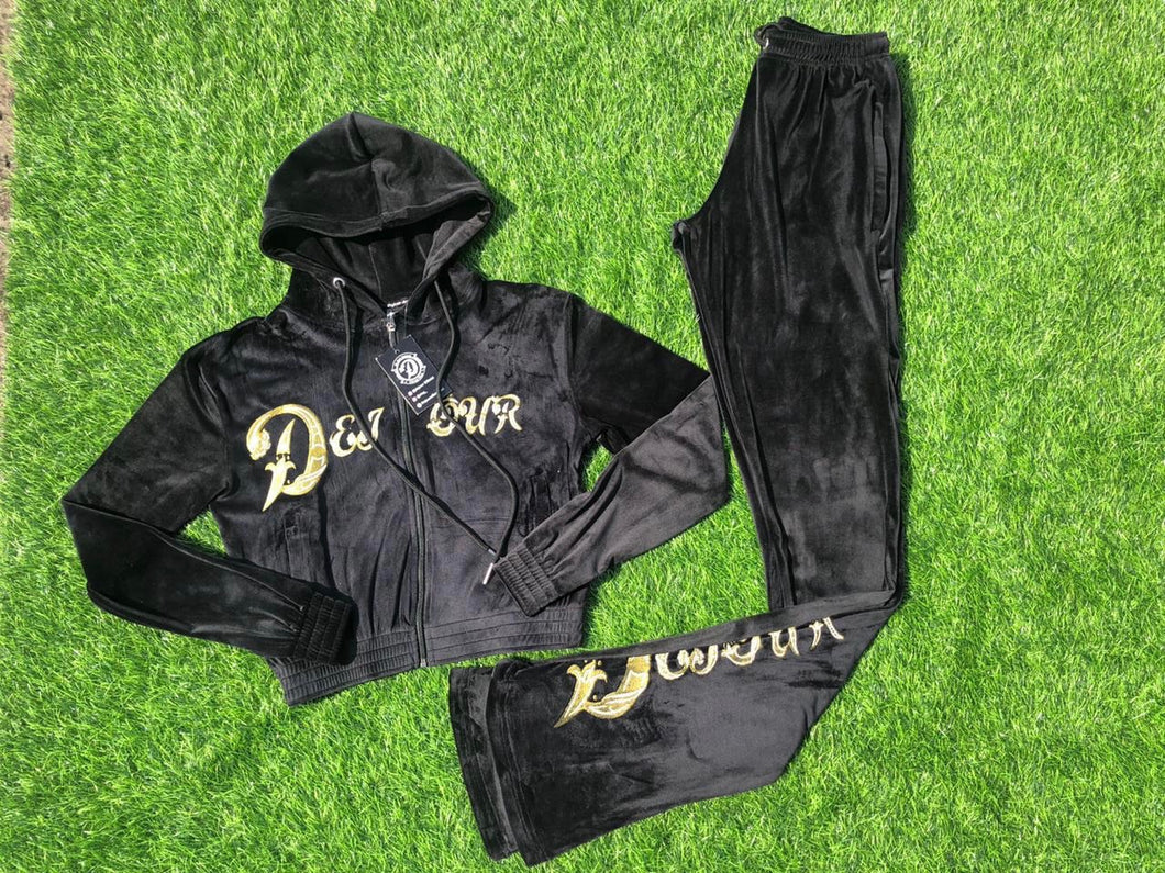VELOUR CROPPED TRACKSUIT